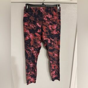 Lululemon ladies buttery soft leggings.